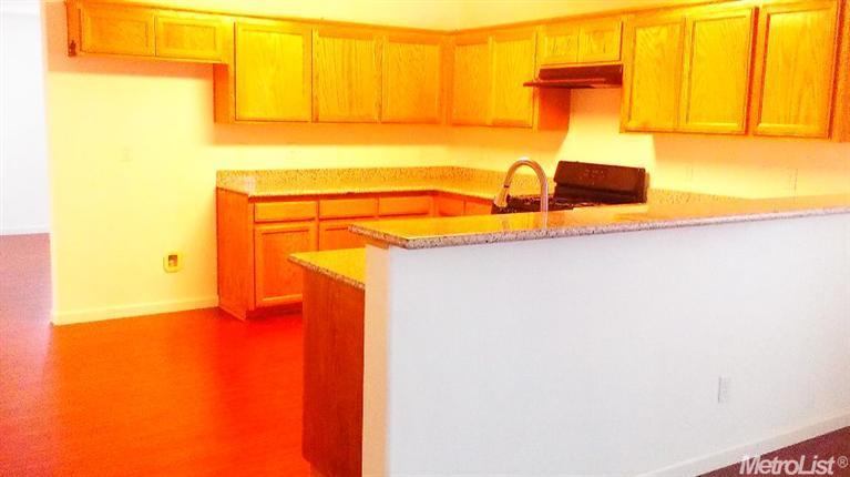 347 Rhianon Dr, Merced, CA 95341 photo 9