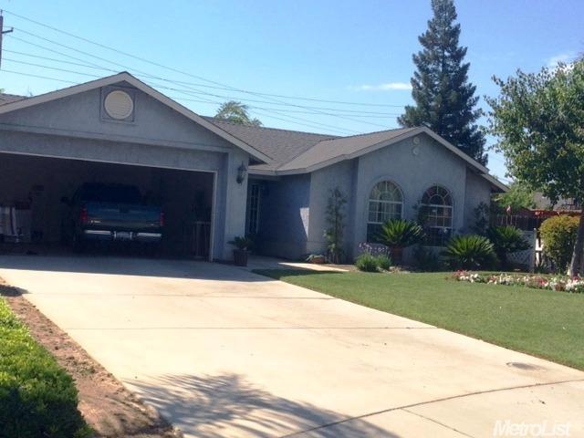 608 Blueridge Dr, Madera, CA 93637 photo 1