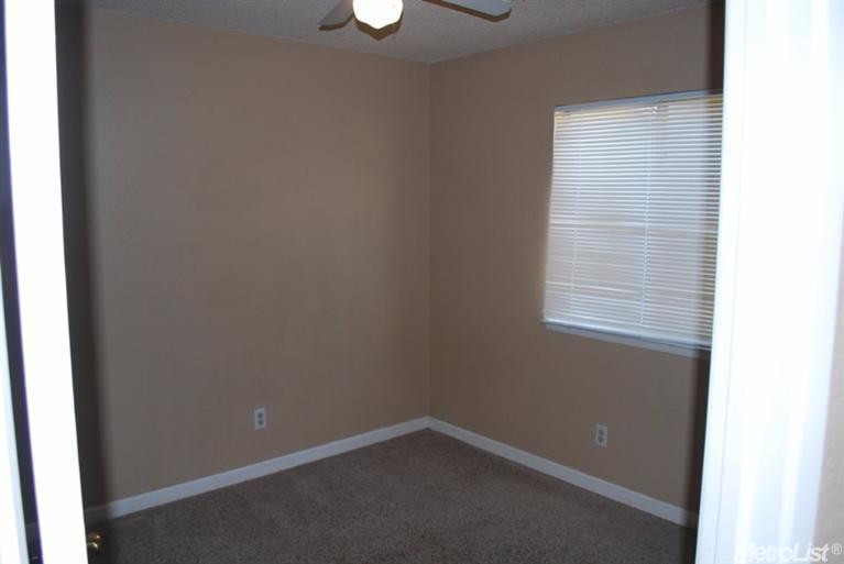 729 Bristlecone Way, Modesto, CA 95351 photo 3