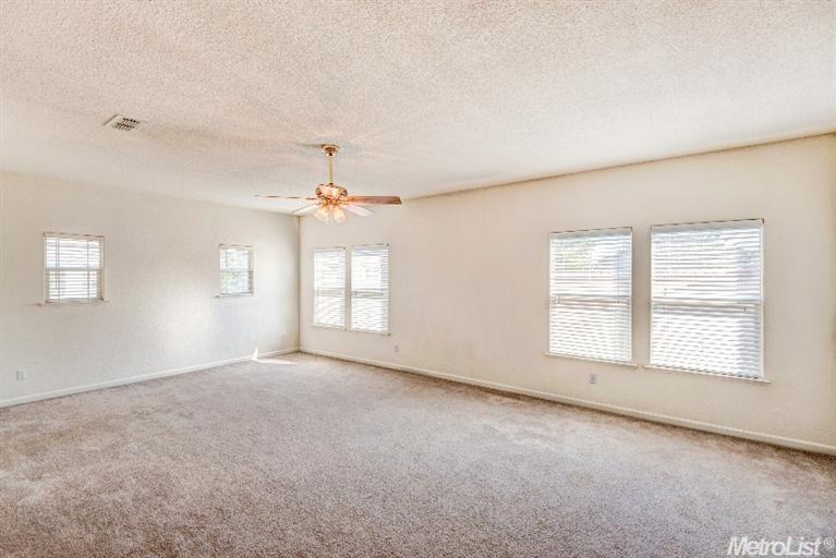 10980 Woodring Dr, Mather, CA 95655 photo 6