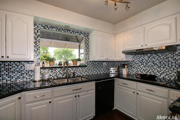 4514 Northampton Dr, Carmichael, CA 95608 photo 8