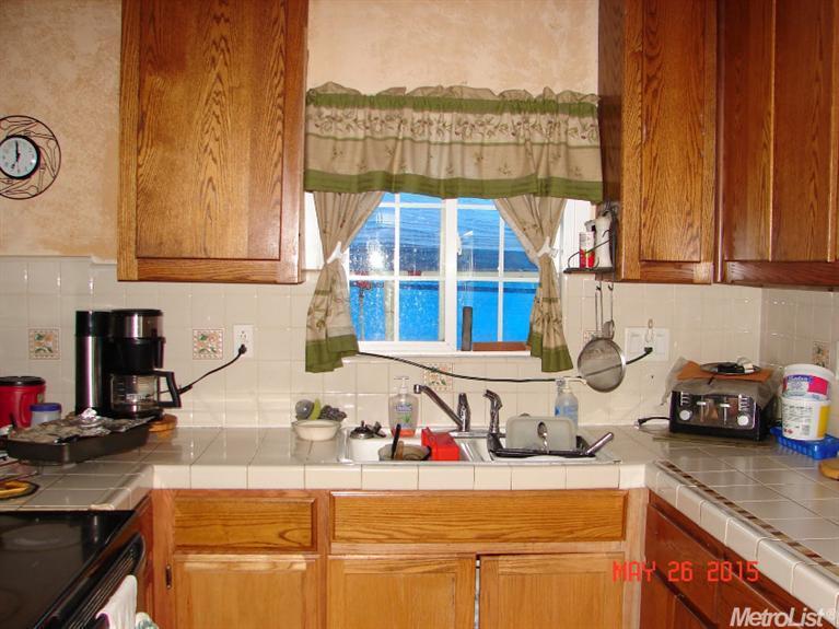 564 High, Turlock, CA 95380 photo 4