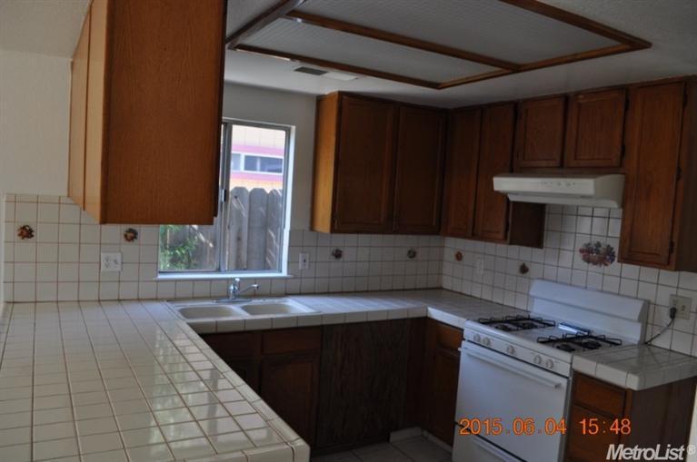 1829 Boise Ave, Modesto, CA 95358 photo 2