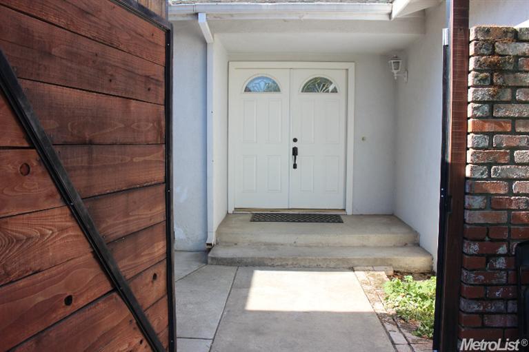 1104 Duchess Ct, Modesto, CA 95350 photo 3