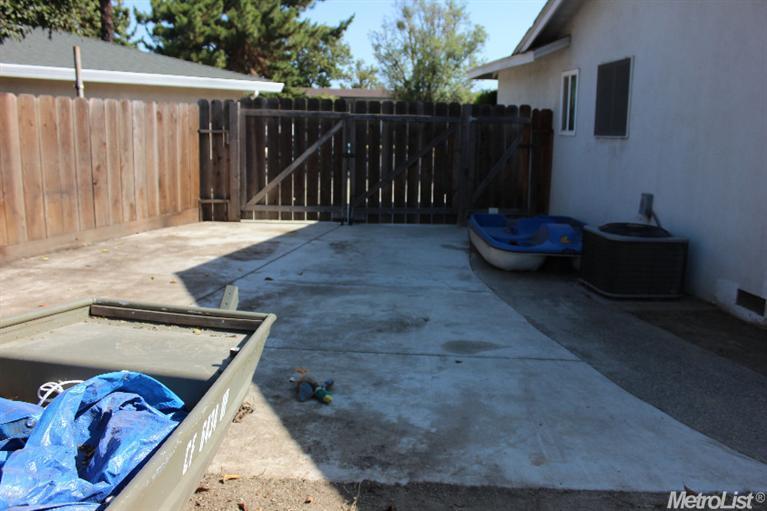1104 Duchess Ct, Modesto, CA 95350 photo 24