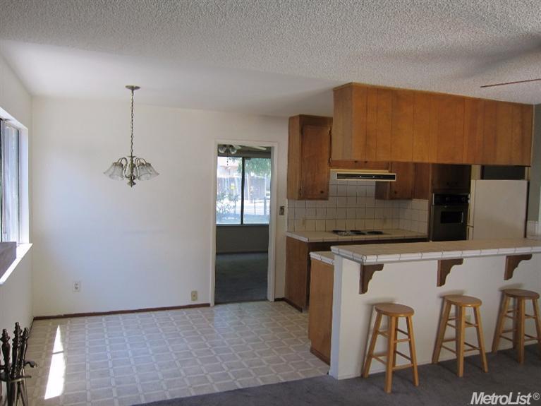 1212 Rose Ave, Modesto, CA 95355 photo 8