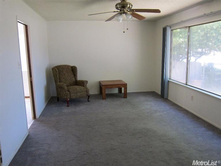 1212 Rose Ave, Modesto, CA 95355 photo 14