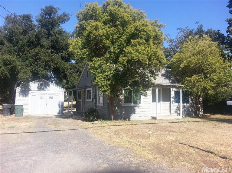 544 Brighton Ave, Modesto, CA 95355 photo 1
