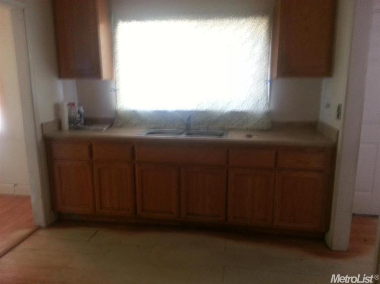 544 Brighton Ave, Modesto, CA 95355 photo 5