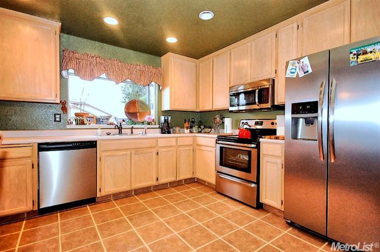 4097 St Patrick Pl, Turlock, CA 95382 photo 6