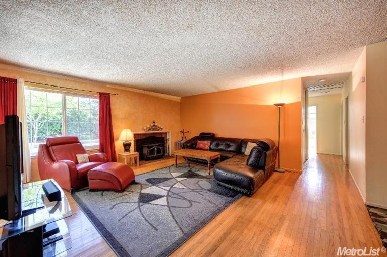 6625 Templeton Dr, Carmichael, CA 95608 photo 6