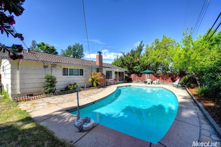 6625 Templeton Dr, Carmichael, CA 95608 photo 24