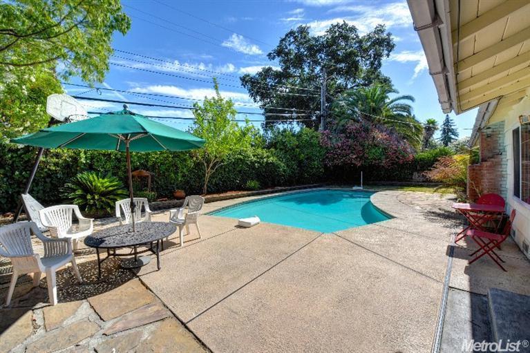 6625 Templeton Dr, Carmichael, CA 95608 photo 22