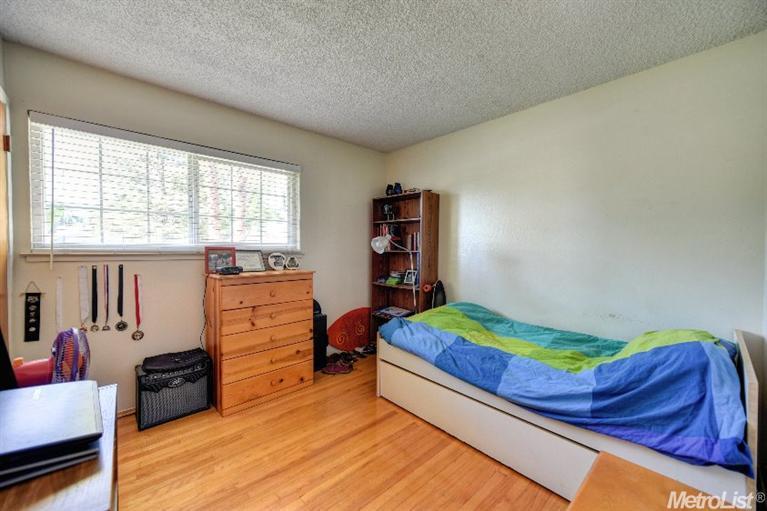 6625 Templeton Dr, Carmichael, CA 95608 photo 17