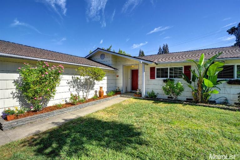 6625 Templeton Dr, Carmichael, CA 95608 photo 3