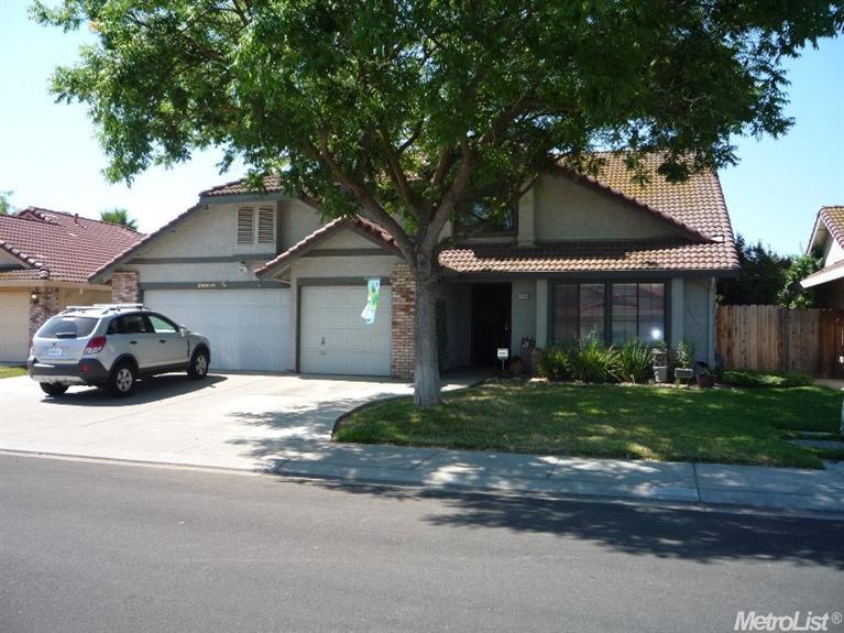 1536 Sungate Dr, Ceres, CA 95307 photo 2