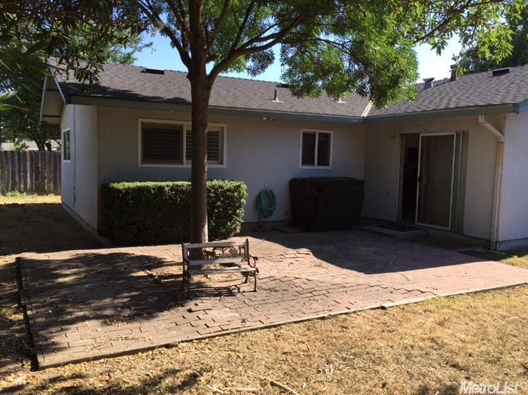 3833 Moorea Dr, Modesto, CA 95356 photo 14