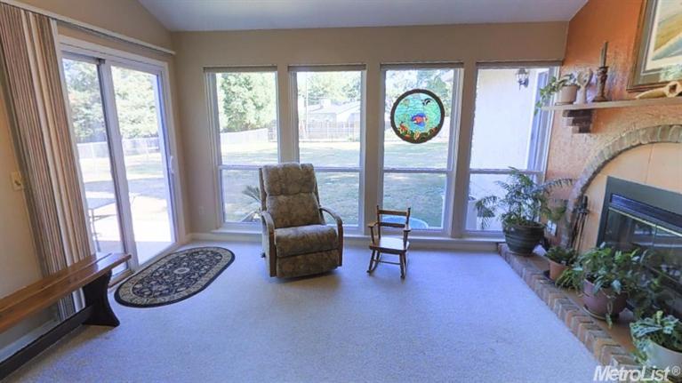 6041 Glenbrook Ln, Carmichael, CA 95608 photo 18