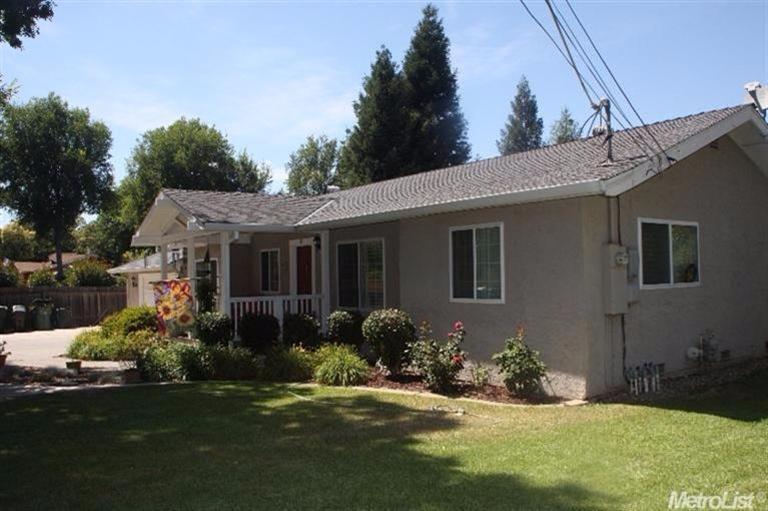 6041 Glenbrook Ln, Carmichael, CA 95608 photo 4