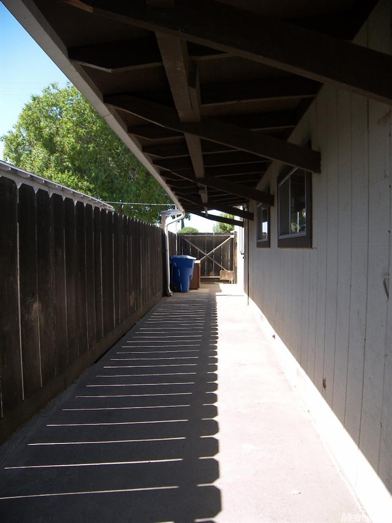 2832 Garrison St, Ceres, CA 95307 photo 17