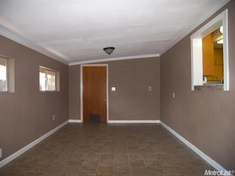 2832 Garrison St, Ceres, CA 95307 photo 7