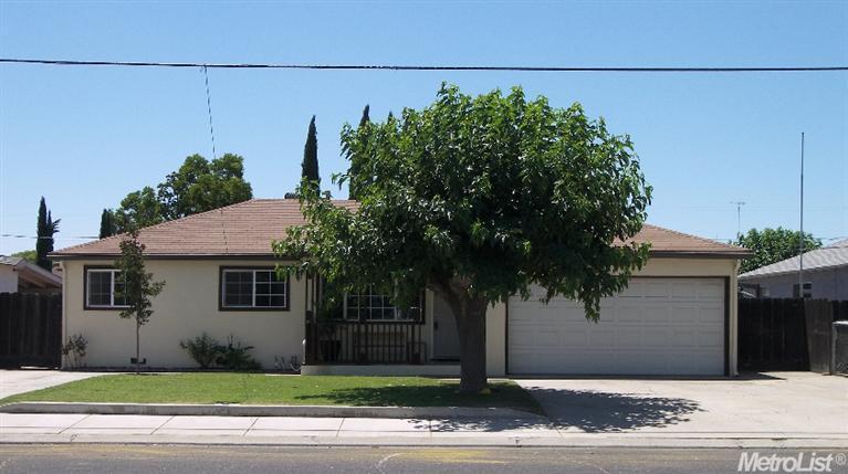 2832 Garrison St, Ceres, CA 95307 photo 1