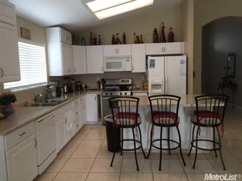 700 Tularosa, Ceres, CA 95307 photo 6