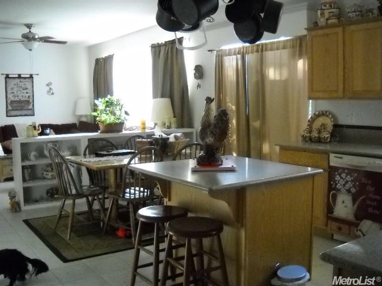 1249 Teal Ct, Patterson, CA 95363 photo 4