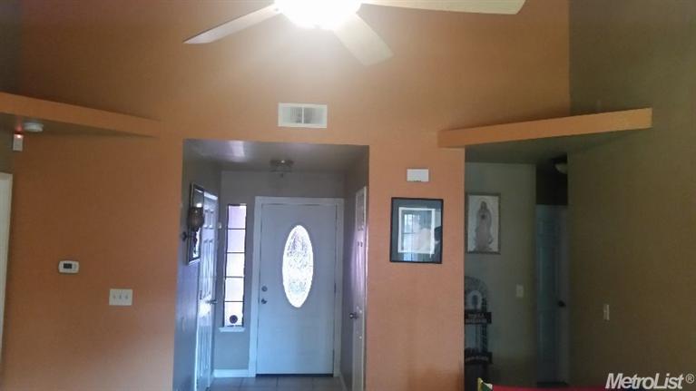 1213 Cape Cod Dr, Modesto, CA 95358 photo 2