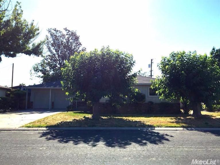 1438 Lorry Ave, Modesto, CA 95355 photo 1