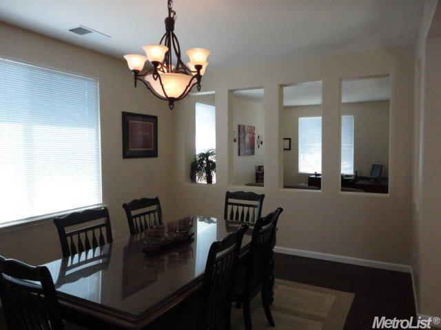 2561 Acapulco Way, Modesto, CA 95355 photo 10