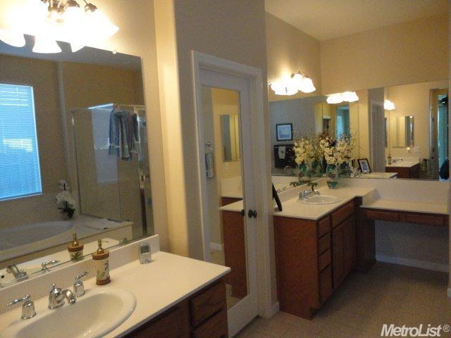 2561 Acapulco Way, Modesto, CA 95355 photo 14