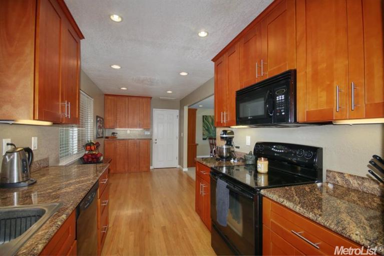 5024 Oak Leaf Ave, Carmichael, CA 95608 photo 12