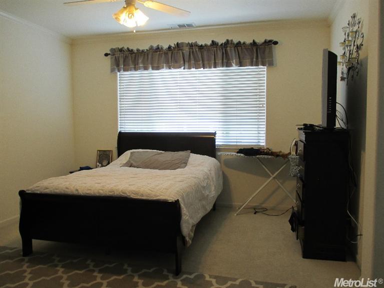 6367 Gatwick Ct, Dublin, CA 94568 photo 4
