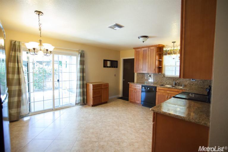 1457 Locust Dr, Tracy, CA 95376 photo 8