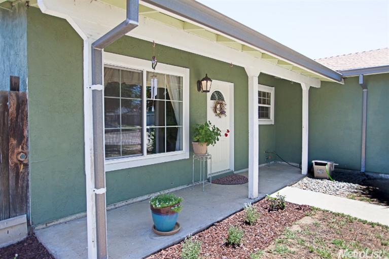 1457 Locust Dr, Tracy, CA 95376 photo 5
