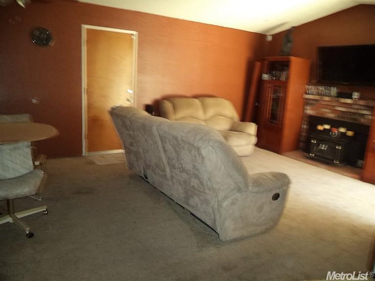 7861 Gull Way, Antelope, CA 95843 photo 2