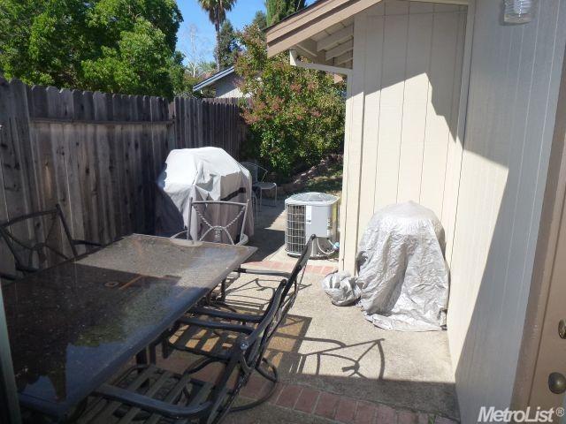 8221 Sanderson Ct, Antelope, CA 95843 photo 16