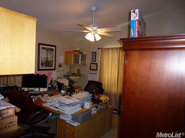 8221 Sanderson Ct, Antelope, CA 95843 photo 15