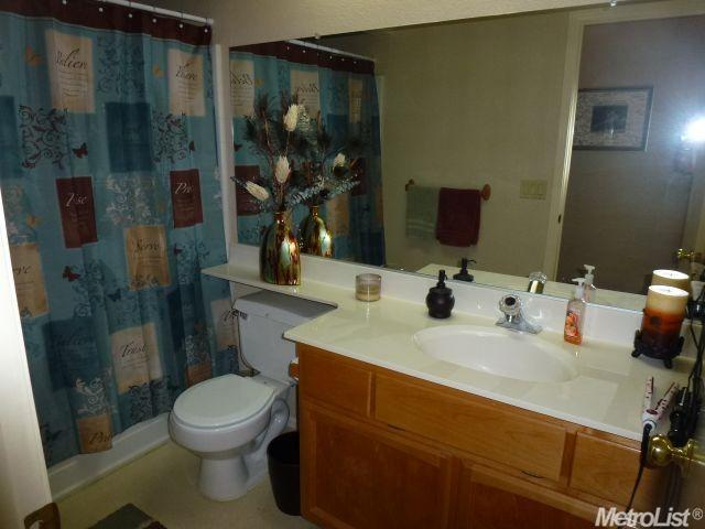 8221 Sanderson Ct, Antelope, CA 95843 photo 10