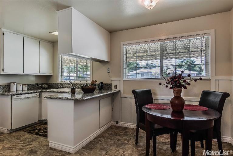 4711 Robertson Ave, Carmichael, CA 95608 photo 6