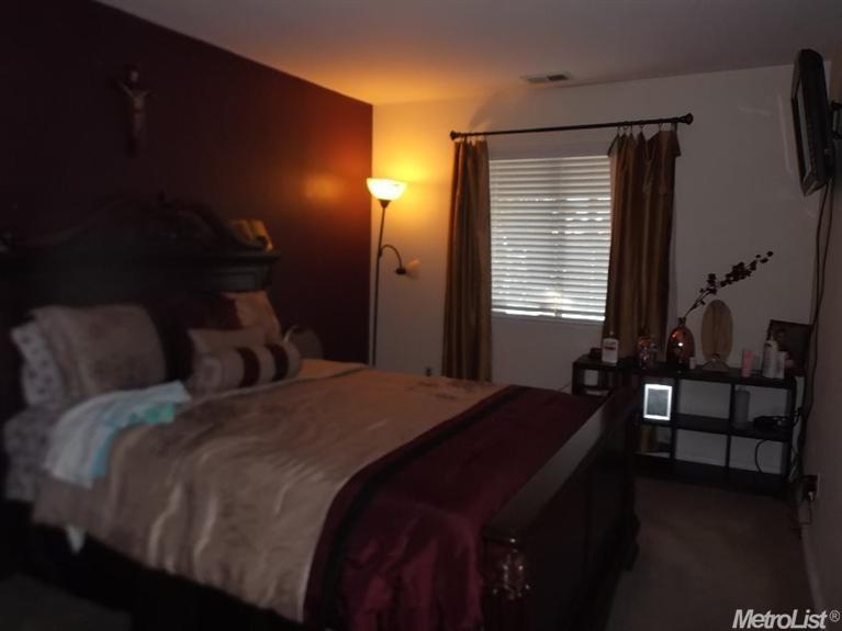 1745 Lavelle Smith Dr, Tracy, CA 95376 photo 3