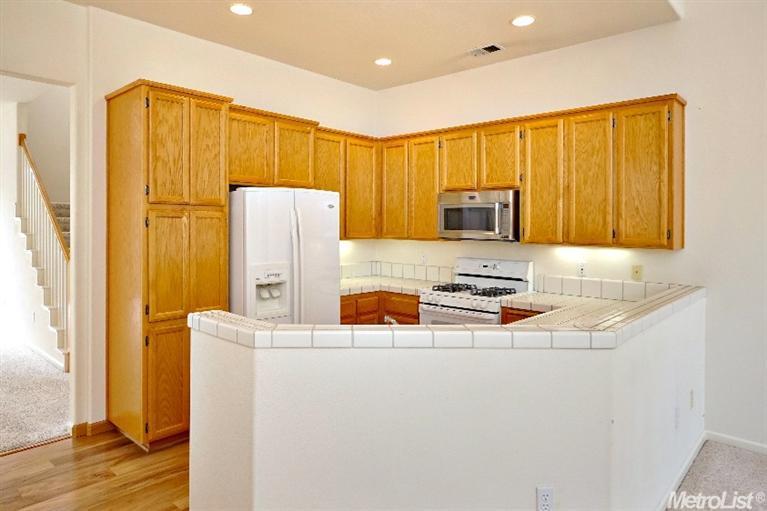 1837 Rushmore Ln, Davis, CA 95616 photo 2