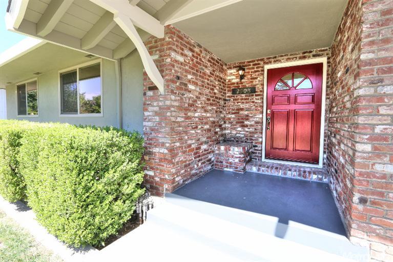 2908 Marco Way, Carmichael, CA 95608 photo 2