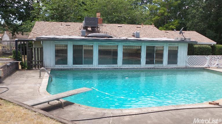 5543 Locust Ave, Carmichael, CA 95608 photo 2