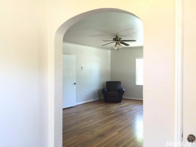 231 E 12th St, Tracy, CA 95376 photo 3