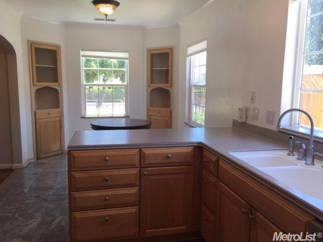 231 E 12th St, Tracy, CA 95376 photo 13
