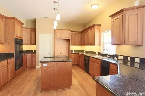 3042 7th St, Hughson, CA 95326 photo 10