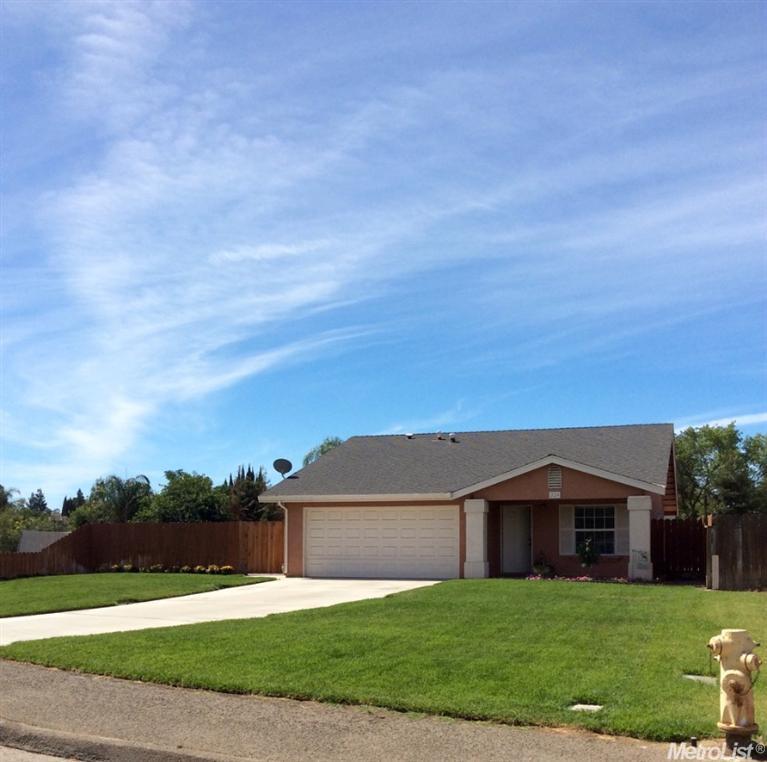 224 Franklin Ln, Ripon, CA 95366 photo 1
