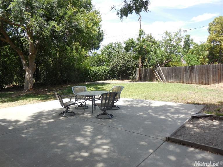 2020 Rockbridge Rd, Sacramento, CA 95815 photo 21